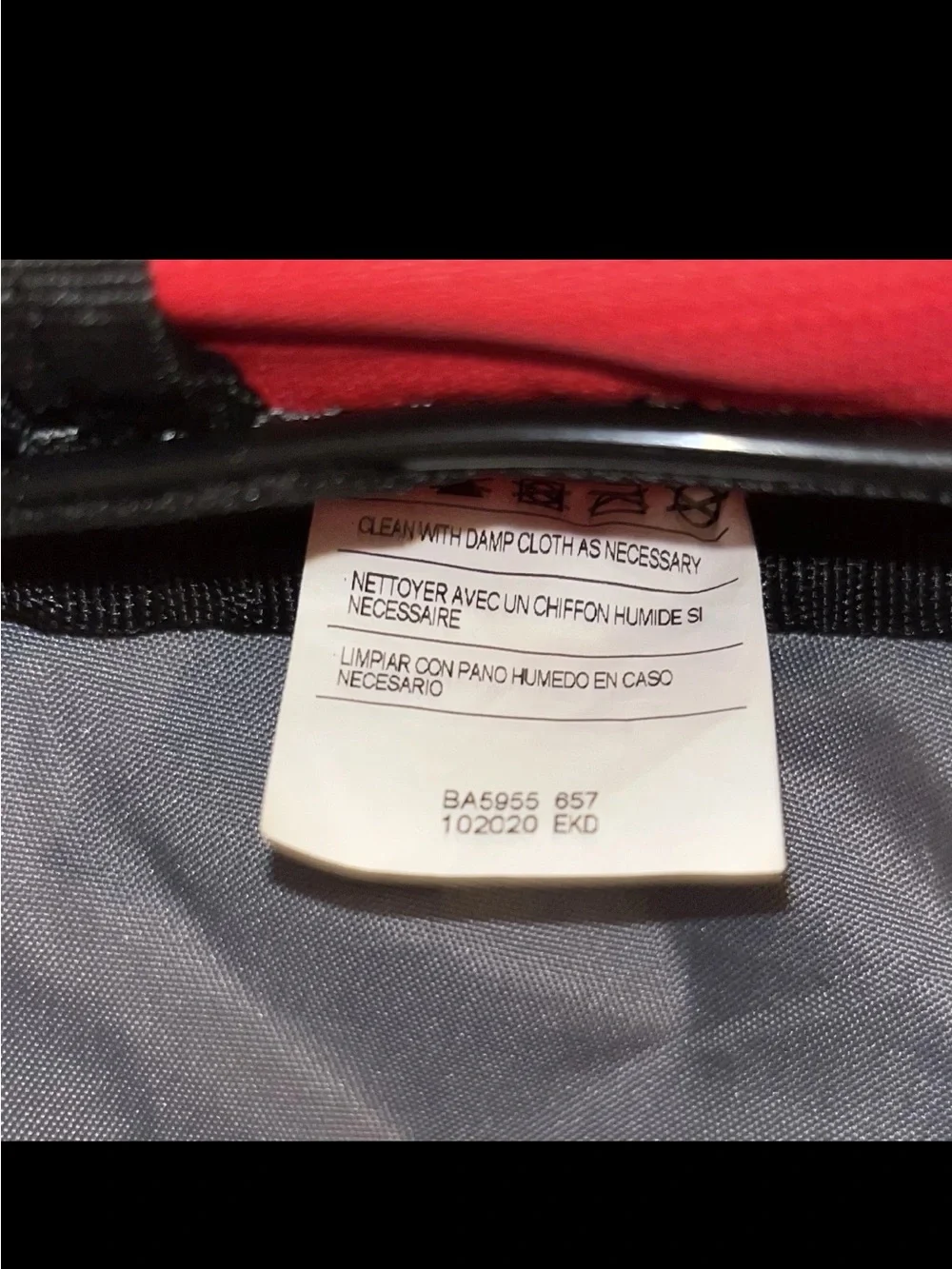 Nike Training Duffel Bag Brasilia 9.5 With Strap Red/Black 5 Zipp Compartments